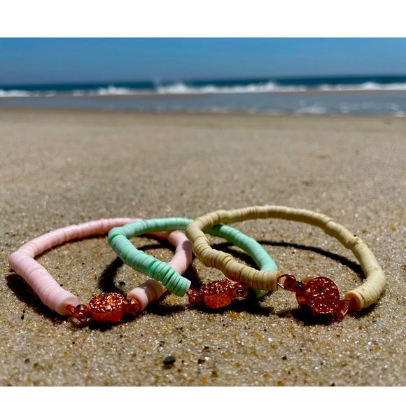 Seafoam Pastel Bracelet Beachwear - Picture 1 of 3